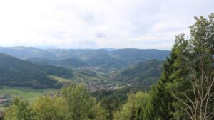 Dieses Bild zeigt eine Webcam-Aufnahme vom Achertal, aufgenommen am Freitag, den 09.10.2026 um 12:30 Uhr. Die Temperatur betrug 8.9°C.