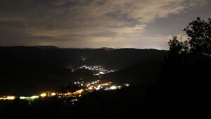 Dieses Bild zeigt eine Webcam-Aufnahme vom Achertal, aufgenommen am Donnerstag, den 17.09.2026 um 00:00 Uhr. Die Temperatur betrug 12.3°C.