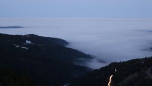 Dieses Bild zeigt eine Webcam-Aufnahme vom Achertal, aufgenommen am Sonntag, den 18.01.2026 um 07:30 Uhr. Die Temperatur betrug 5.1°C.