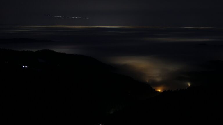 Dieses Bild zeigt eine Webcam-Aufnahme vom Achertal, aufgenommen am Sonntag, den 18.01.2026 um 06:40 Uhr. Die Temperatur betrug 5.4°C.