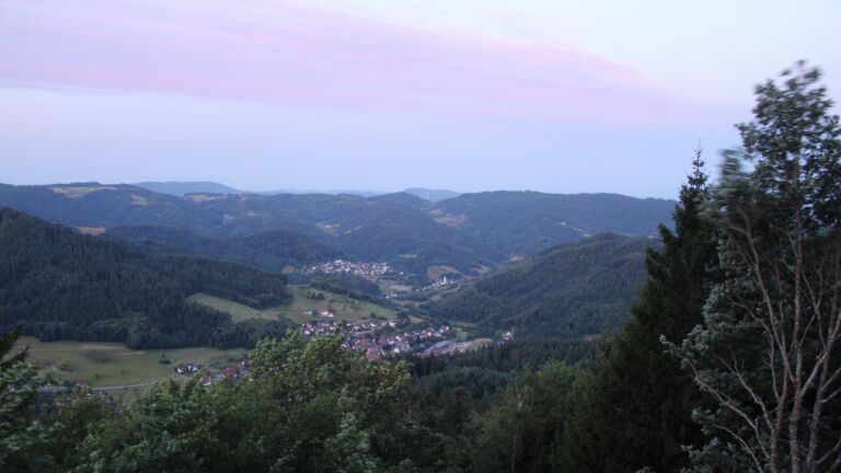 Dieses Bild zeigt eine Webcam-Aufnahme vom Achertal, aufgenommen am Dienstag, den 21.07.2026 um 05:40 Uhr. Die Temperatur betrug 11.3°C.