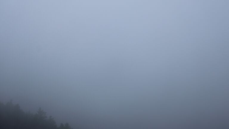 Dieses Bild zeigt eine Webcam-Aufnahme vom Achertal, aufgenommen am Samstag, den 29.11.2025 um 08:30 Uhr. Die Temperatur betrug 3.4°C.