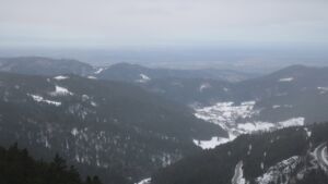 Dieses Bild zeigt eine Webcam-Aufnahme vom Achertal, aufgenommen am Dienstag, den 13.01.2026 um 09:00 Uhr. Die Temperatur betrug 3.2°C.