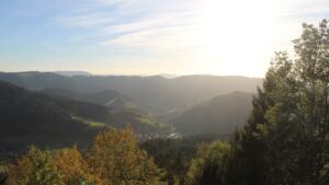 Dieses Bild zeigt eine Webcam-Aufnahme vom Achertal, aufgenommen am Donnerstag, den 29.10.2026 um 16:00 Uhr. Die Temperatur betrug 12.4°C.