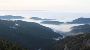 Dieses Bild zeigt eine Webcam-Aufnahme vom Achertal, aufgenommen am Dienstag, den 20.01.2026 um 15:50 Uhr. Die Temperatur betrug 8.5°C.