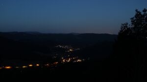 Dieses Bild zeigt eine Webcam-Aufnahme vom Achertal, aufgenommen am Dienstag, den 28.07.2026 um 04:50 Uhr. Die Temperatur betrug 16°C.