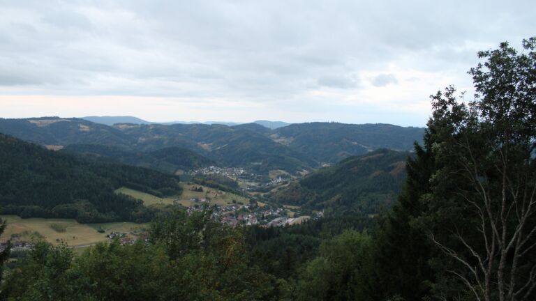 Dieses Bild zeigt eine Webcam-Aufnahme vom Achertal, aufgenommen am Donnerstag, den 20.08.2026 um 06:30 Uhr. Die Temperatur betrug 17.2°C.