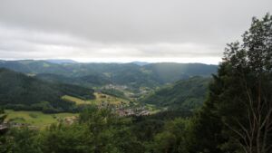 Dieses Bild zeigt eine Webcam-Aufnahme vom Achertal, aufgenommen am Donnerstag, den 11.06.2026 um 07:20 Uhr. Die Temperatur betrug 7°C.