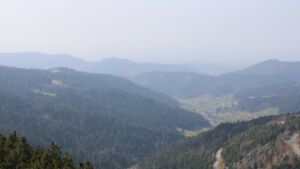 Dieses Bild zeigt eine Webcam-Aufnahme vom Achertal, aufgenommen am Montag, den 09.03.2026 um 13:20 Uhr. Die Temperatur betrug 11°C.