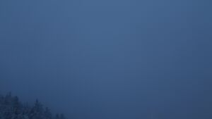 Dieses Bild zeigt eine Webcam-Aufnahme vom Achertal, aufgenommen am Dienstag, den 25.11.2025 um 17:20 Uhr. Die Temperatur betrug -0.6°C.