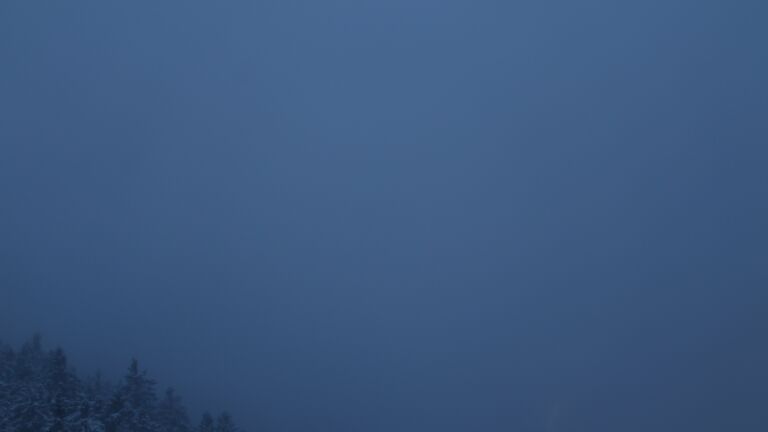 Dieses Bild zeigt eine Webcam-Aufnahme vom Achertal, aufgenommen am Dienstag, den 25.11.2025 um 17:20 Uhr. Die Temperatur betrug -0.6°C.