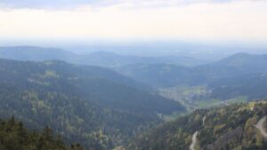 Dieses Bild zeigt eine Webcam-Aufnahme vom Achertal, aufgenommen am Dienstag, den 21.04.2026 um 16:40 Uhr. Die Temperatur betrug 4.2°C.