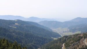 Dieses Bild zeigt eine Webcam-Aufnahme vom Achertal, aufgenommen am Samstag, den 07.03.2026 um 14:00 Uhr. Die Temperatur betrug 13.6°C.