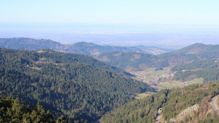 Dieses Bild zeigt eine Webcam-Aufnahme vom Achertal, aufgenommen am Montag, den 02.03.2026 um 09:40 Uhr. Die Temperatur betrug 9.4°C.