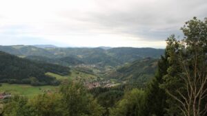 Dieses Bild zeigt eine Webcam-Aufnahme vom Achertal, aufgenommen am Freitag, den 18.09.2026 um 08:40 Uhr. Die Temperatur betrug 12.5°C.