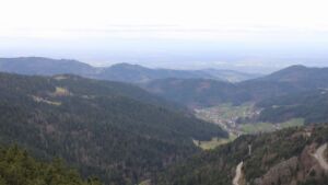 Dieses Bild zeigt eine Webcam-Aufnahme vom Achertal, aufgenommen am Freitag, den 13.03.2026 um 15:30 Uhr. Die Temperatur betrug 7.9°C.