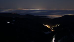 Dieses Bild zeigt eine Webcam-Aufnahme vom Achertal, aufgenommen am Samstag, den 22.11.2025 um 06:30 Uhr. Die Temperatur betrug -4.8°C.