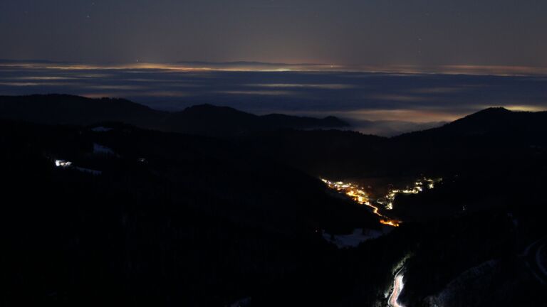 Dieses Bild zeigt eine Webcam-Aufnahme vom Achertal, aufgenommen am Samstag, den 22.11.2025 um 06:30 Uhr. Die Temperatur betrug -4.8°C.