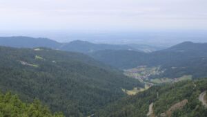 Dieses Bild zeigt eine Webcam-Aufnahme vom Achertal, aufgenommen am Mittwoch, den 16.07.2025 um 10:30 Uhr. Die Temperatur betrug 12.7°C.