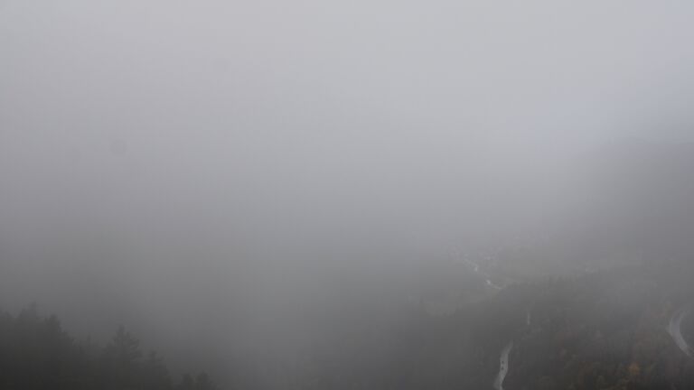Dieses Bild zeigt eine Webcam-Aufnahme vom Achertal, aufgenommen am Donnerstag, den 23.10.2025 um 13:40 Uhr. Die Temperatur betrug 5.2°C.
