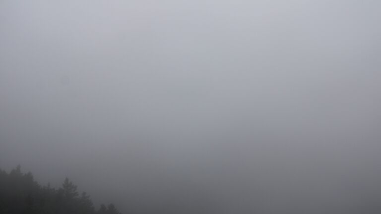 Dieses Bild zeigt eine Webcam-Aufnahme vom Achertal, aufgenommen am Sonntag, den 07.12.2025 um 15:00 Uhr. Die Temperatur betrug 5.2°C.