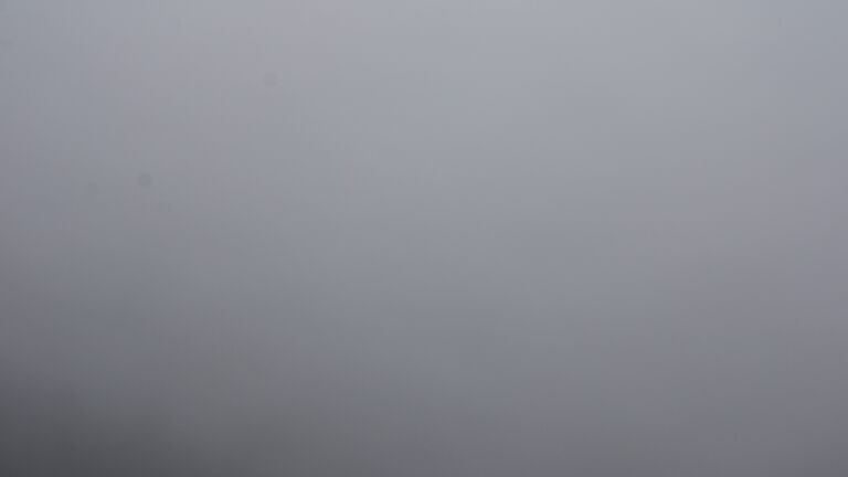 Dieses Bild zeigt eine Webcam-Aufnahme vom Achertal, aufgenommen am Samstag, den 29.11.2025 um 12:00 Uhr. Die Temperatur betrug 4.8°C.