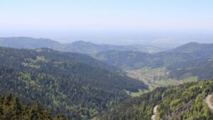 Dieses Bild zeigt eine Webcam-Aufnahme vom Achertal, aufgenommen am Donnerstag, den 30.04.2026 um 14:20 Uhr. Die Temperatur betrug 9.3°C.