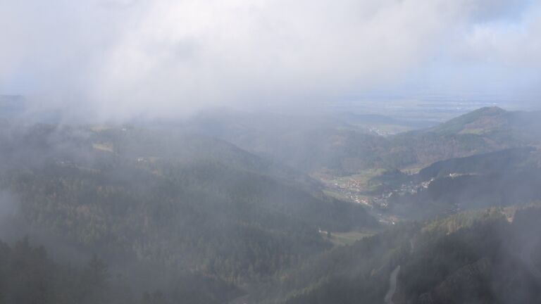 Dieses Bild zeigt eine Webcam-Aufnahme vom Achertal, aufgenommen am Donnerstag, den 12.03.2026 um 10:50 Uhr. Die Temperatur betrug 2.3°C.