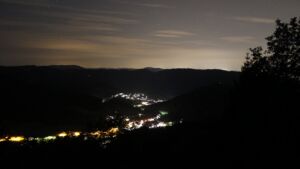 Dieses Bild zeigt eine Webcam-Aufnahme vom Achertal, aufgenommen am Donnerstag, den 23.07.2026 um 03:40 Uhr. Die Temperatur betrug 12.8°C.