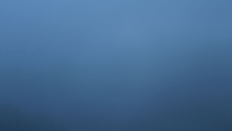 Dieses Bild zeigt eine Webcam-Aufnahme vom Achertal, aufgenommen am Freitag, den 06.06.2025 um 21:50 Uhr. Die Temperatur betrug 11.7°C.
