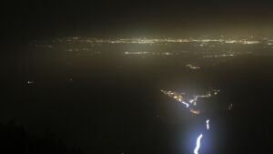 Dieses Bild zeigt eine Webcam-Aufnahme vom Achertal, aufgenommen am Dienstag, den 10.02.2026 um 20:00 Uhr. Die Temperatur betrug 3.8°C.