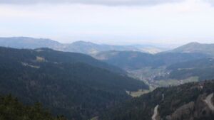 Dieses Bild zeigt eine Webcam-Aufnahme vom Achertal, aufgenommen am Samstag, den 28.02.2026 um 10:00 Uhr. Die Temperatur betrug 6.4°C.