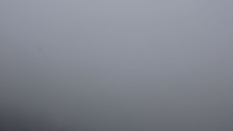 Dieses Bild zeigt eine Webcam-Aufnahme vom Achertal, aufgenommen am Montag, den 08.12.2025 um 12:00 Uhr. Die Temperatur betrug 7.9°C.