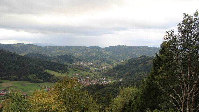 Dieses Bild zeigt eine Webcam-Aufnahme vom Achertal, aufgenommen am Samstag, den 24.10.2026 um 16:30 Uhr. Die Temperatur betrug 7.2°C.