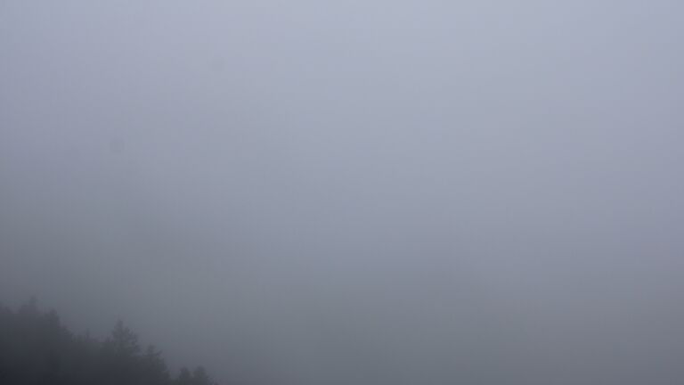 Dieses Bild zeigt eine Webcam-Aufnahme vom Achertal, aufgenommen am Sonntag, den 07.12.2025 um 14:30 Uhr. Die Temperatur betrug 5.1°C.