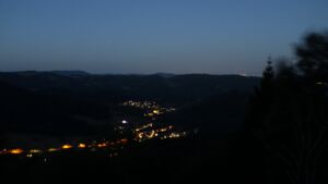 Dieses Bild zeigt eine Webcam-Aufnahme vom Achertal, aufgenommen am Donnerstag, den 13.08.2026 um 05:20 Uhr. Die Temperatur betrug 22.3°C.