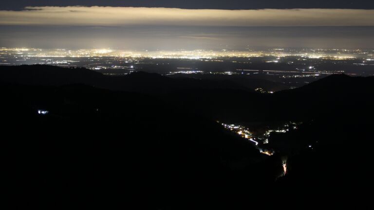 Dieses Bild zeigt eine Webcam-Aufnahme vom Achertal, aufgenommen am Mittwoch, den 19.11.2025 um 05:40 Uhr. Die Temperatur betrug -3.9°C.