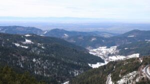 Dieses Bild zeigt eine Webcam-Aufnahme vom Achertal, aufgenommen am Dienstag, den 13.01.2026 um 11:40 Uhr. Die Temperatur betrug 6.9°C.