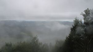 Dieses Bild zeigt eine Webcam-Aufnahme vom Achertal, aufgenommen am Mittwoch, den 09.09.2026 um 08:30 Uhr. Die Temperatur betrug 10.6°C.