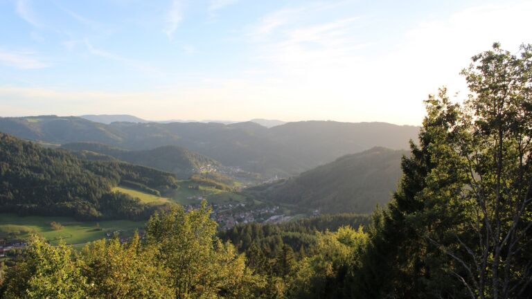 Dieses Bild zeigt eine Webcam-Aufnahme vom Achertal, aufgenommen am Samstag, den 19.09.2026 um 18:50 Uhr. Die Temperatur betrug 20.8°C.