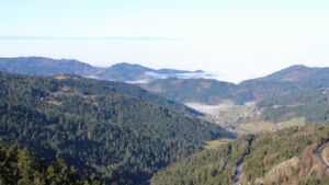 Dieses Bild zeigt eine Webcam-Aufnahme vom Achertal, aufgenommen am Mittwoch, den 25.02.2026 um 10:00 Uhr. Die Temperatur betrug 8.9°C.