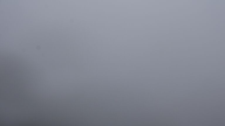 Dieses Bild zeigt eine Webcam-Aufnahme vom Achertal, aufgenommen am Sonntag, den 21.09.2025 um 14:40 Uhr. Die Temperatur betrug 12.1°C.