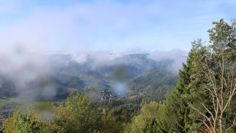 Dieses Bild zeigt eine Webcam-Aufnahme vom Achertal, aufgenommen am Freitag, den 02.10.2026 um 10:10 Uhr. Die Temperatur betrug 17.4°C.