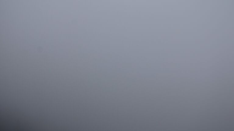 Dieses Bild zeigt eine Webcam-Aufnahme vom Achertal, aufgenommen am Montag, den 27.10.2025 um 13:20 Uhr. Die Temperatur betrug 3.5°C.