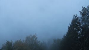 Dieses Bild zeigt eine Webcam-Aufnahme vom Achertal, aufgenommen am Mittwoch, den 28.10.2026 um 07:10 Uhr. Die Temperatur betrug 7.4°C.