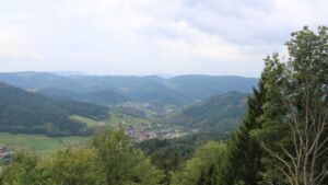 Dieses Bild zeigt eine Webcam-Aufnahme vom Achertal, aufgenommen am Donnerstag, den 24.09.2026 um 14:10 Uhr. Die Temperatur betrug 18.7°C.