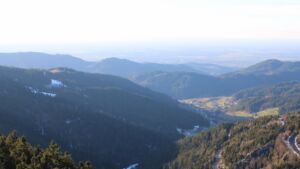 Dieses Bild zeigt eine Webcam-Aufnahme vom Achertal, aufgenommen am Donnerstag, den 15.01.2026 um 15:30 Uhr. Die Temperatur betrug 7.2°C.