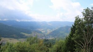 Dieses Bild zeigt eine Webcam-Aufnahme vom Achertal, aufgenommen am Samstag, den 22.08.2026 um 12:40 Uhr. Die Temperatur betrug 14.1°C.