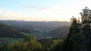 Dieses Bild zeigt eine Webcam-Aufnahme vom Achertal, aufgenommen am Montag, den 07.09.2026 um 19:40 Uhr. Die Temperatur betrug 25.8°C.