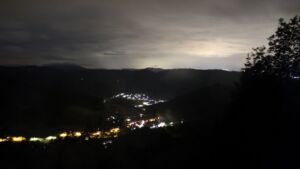 Dieses Bild zeigt eine Webcam-Aufnahme vom Achertal, aufgenommen am Donnerstag, den 11.06.2026 um 03:10 Uhr. Die Temperatur betrug 8.4°C.